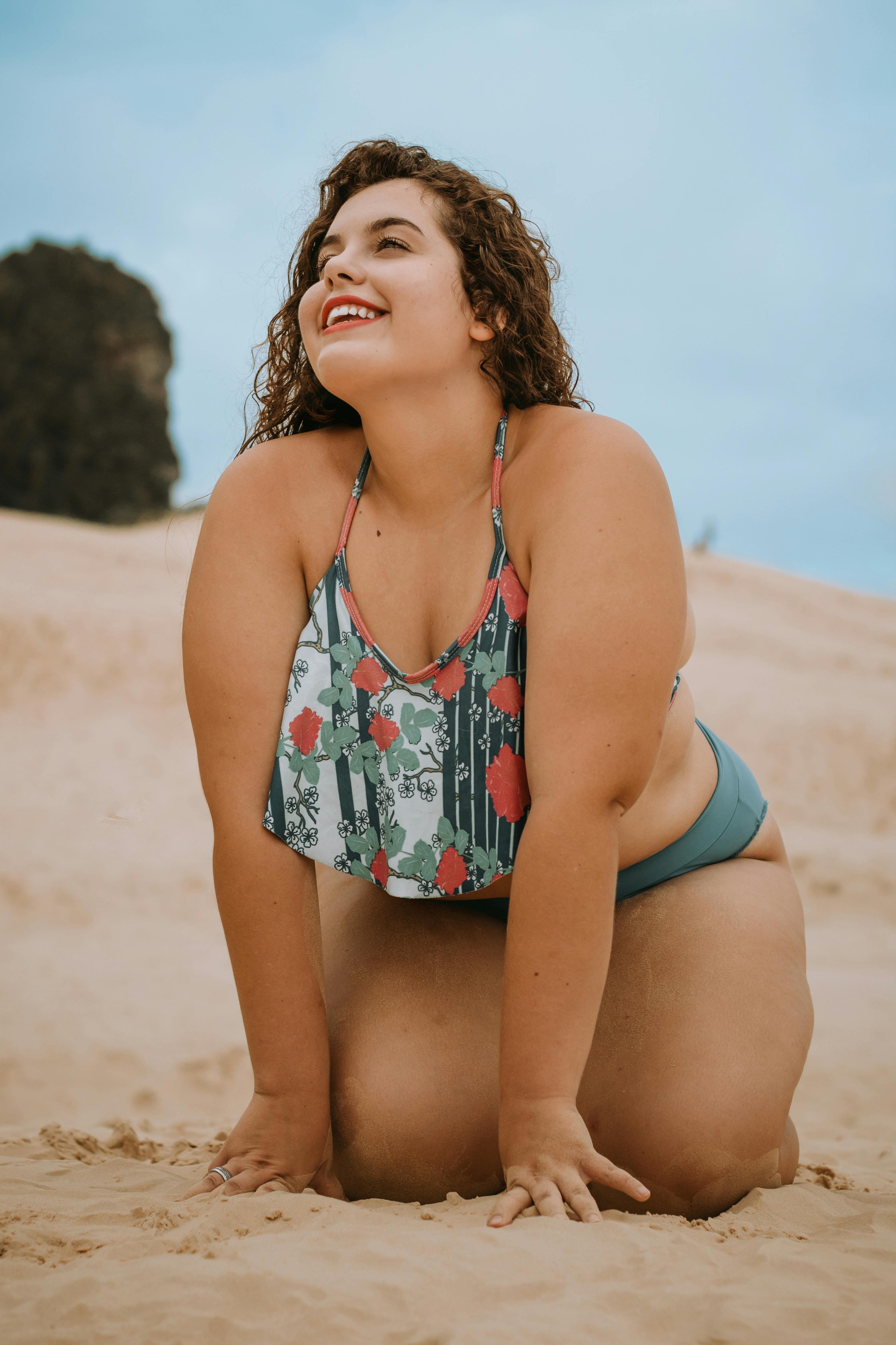 Chloe Dubois Photo